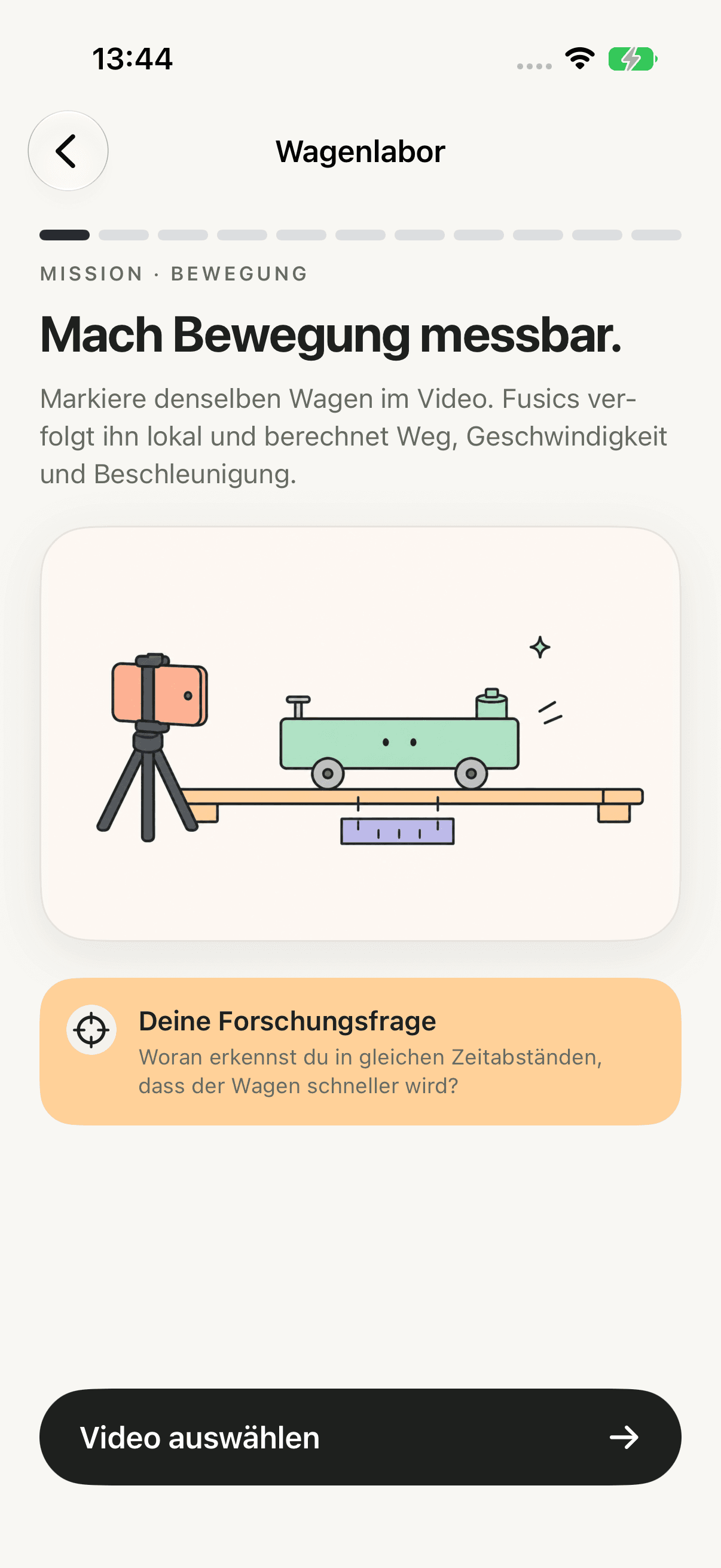 Native FUSICS-iOS-Wagenlabor mit Forschungsfrage, Versuchsaufbau und Auswahl eines Videos zur Bewegungsanalyse.